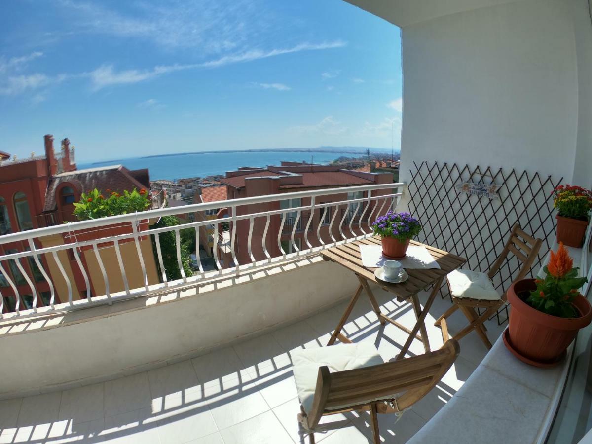 Apartment In St. Vlas With Terrace Sveti Vlas Exterior foto