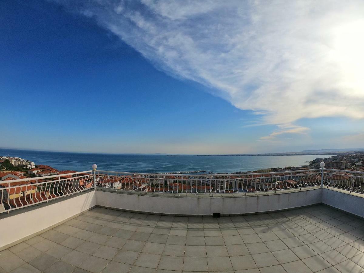 Apartment In St. Vlas With Terrace Sveti Vlas Exterior foto